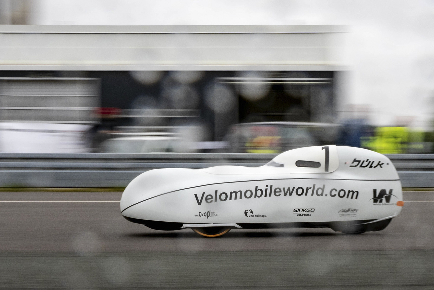 enclosed shell velomobile