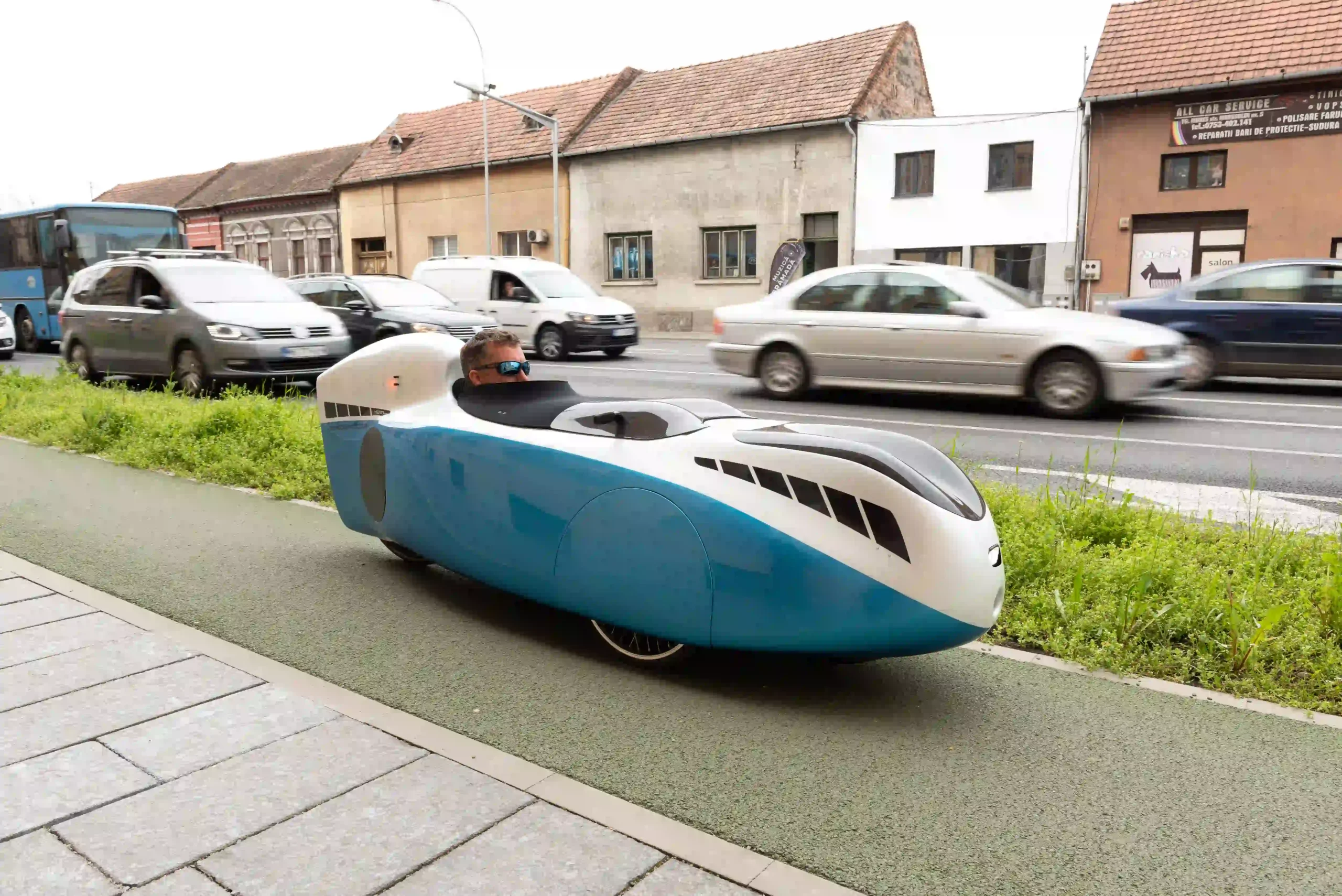 Bulk Distance velomobile on the road